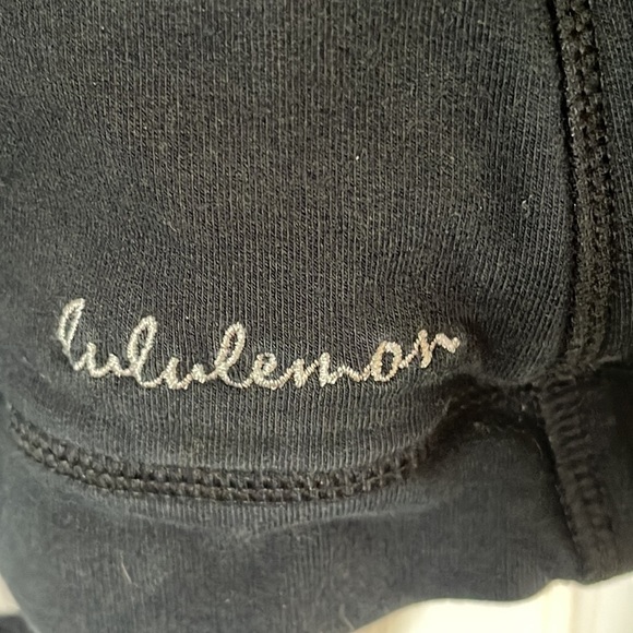 Lululemon Relaxed Fit Jacket Size 4🥰🥰 - Picture 3 of 6